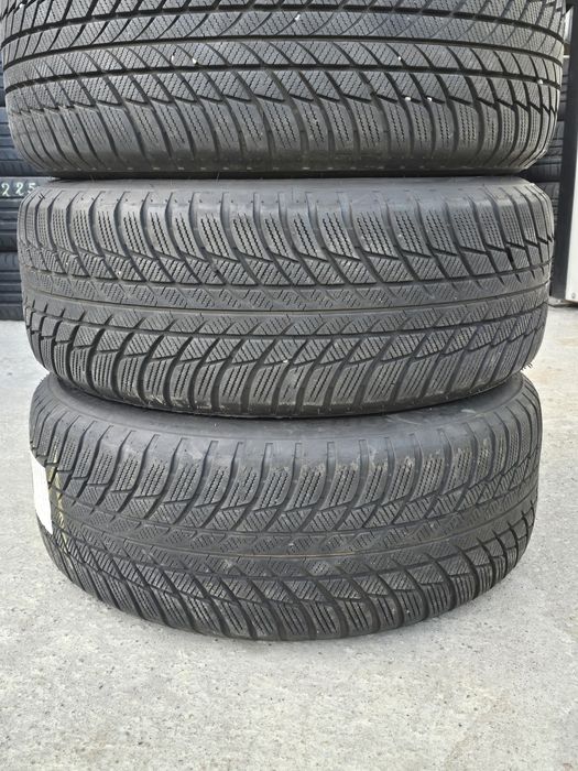 4 Броя 225/55/17 Bridgestone 2x8mm 2x6mm RunFlat