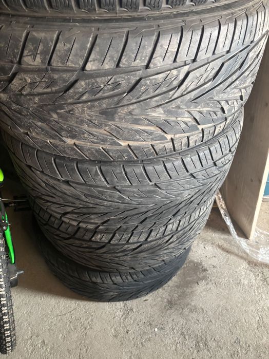 Продавам гуми от GLS 275/50/20