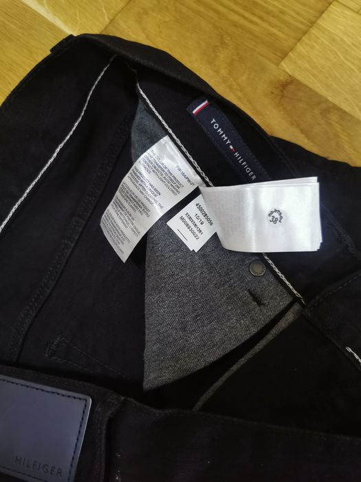 Blugi Tommy Hilfiger