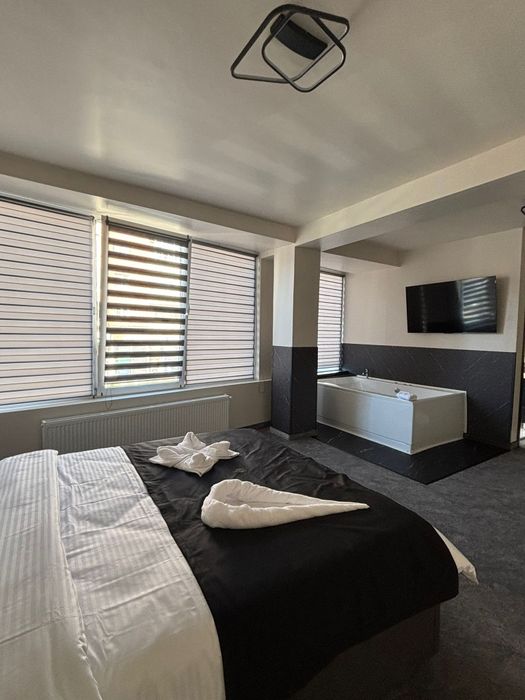 Cazare regim hotelier jacuzzi