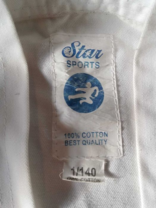 продам костюм для Каратэ