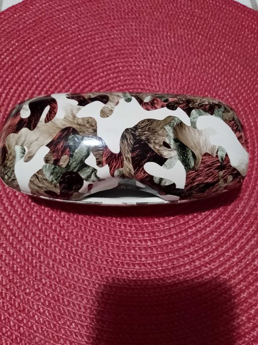 Дамски слънчеви очила на Aна Хикман