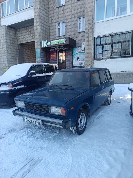 Автомобиль ваз-2104