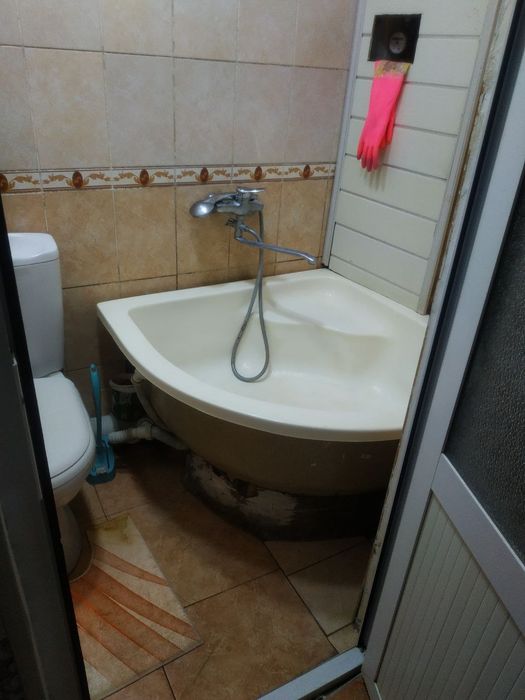 1 хонали квартира сотилади шахматныйда