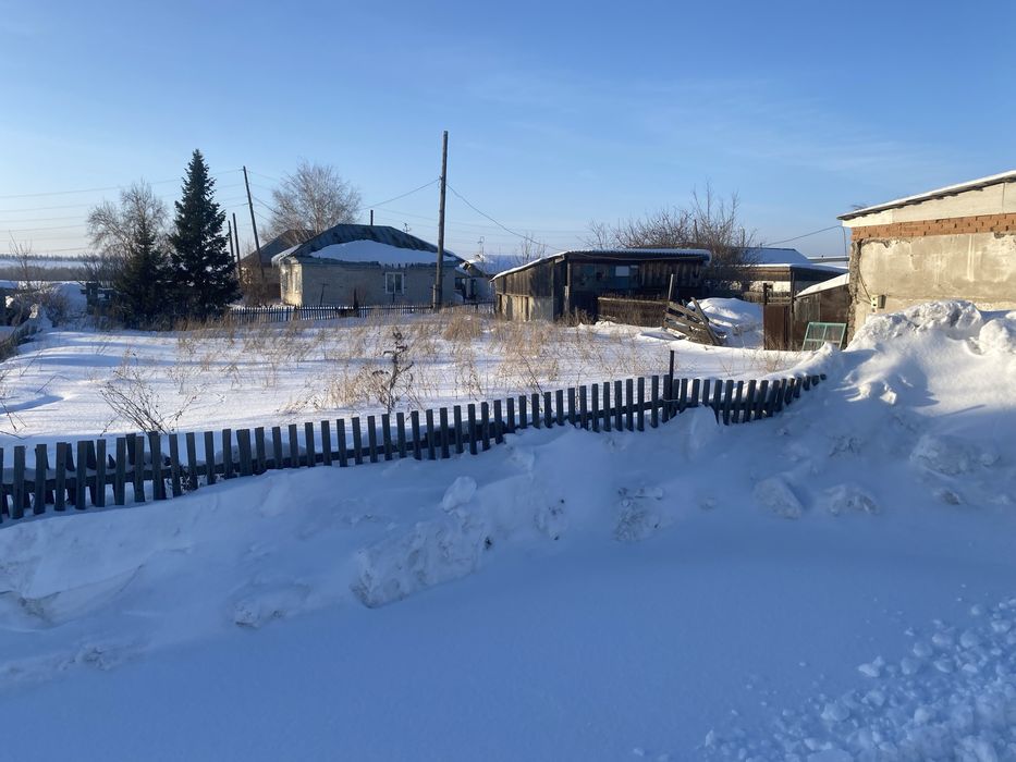 Участок с гаражом