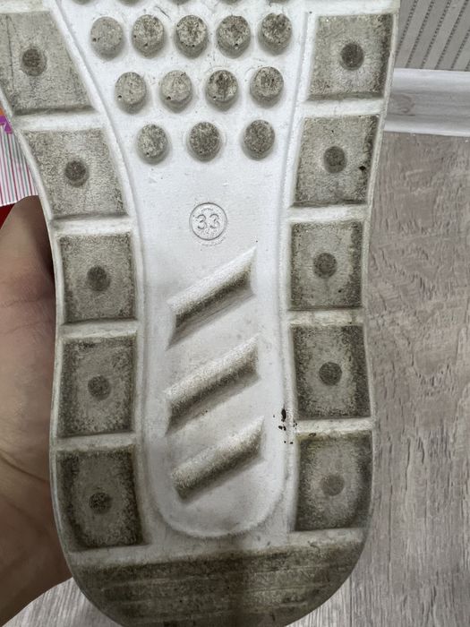 Кроссовки кеды