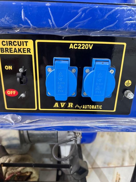 Бензиновый генератор Mateus 3GFE 3 кВт, 220V, с AVR