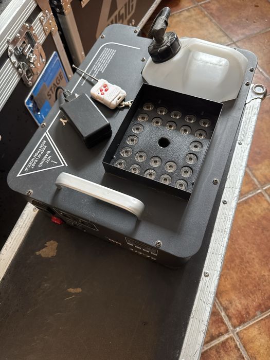 Masina de fum verticala  DMX