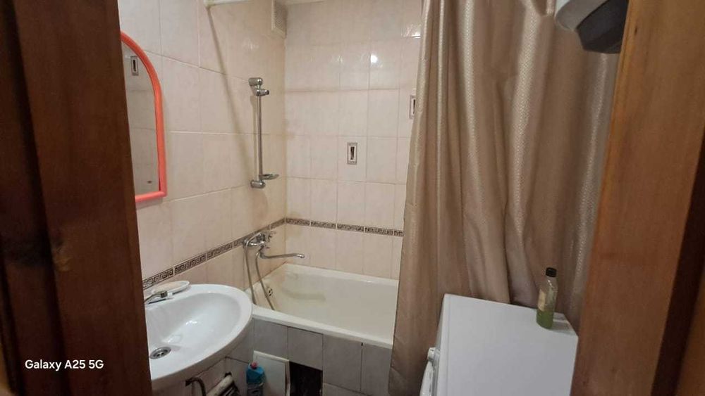 Сдам 2комн.кв. Назарбаева, 44 посуточно