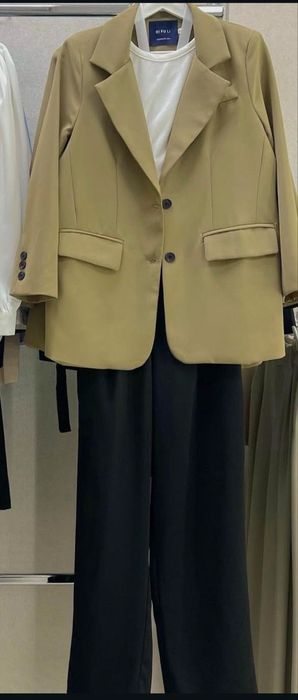 Продам пиджак 44размер