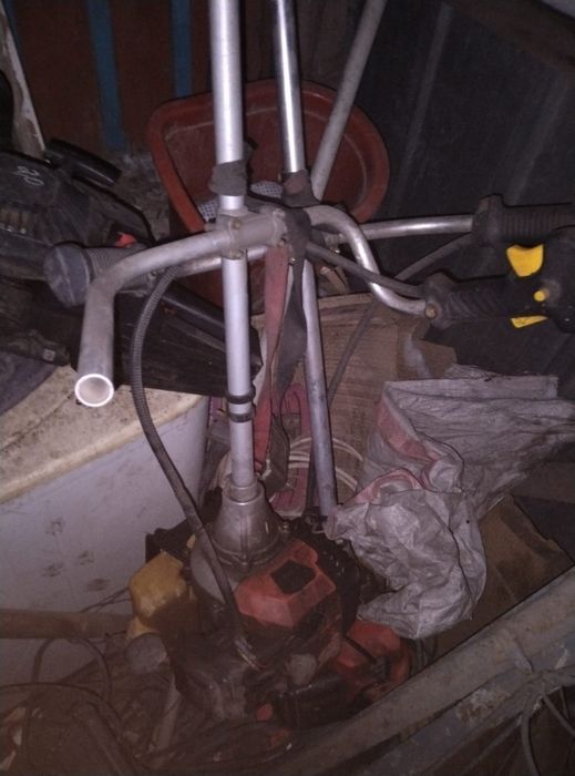 Продам Бензопила и Триммер