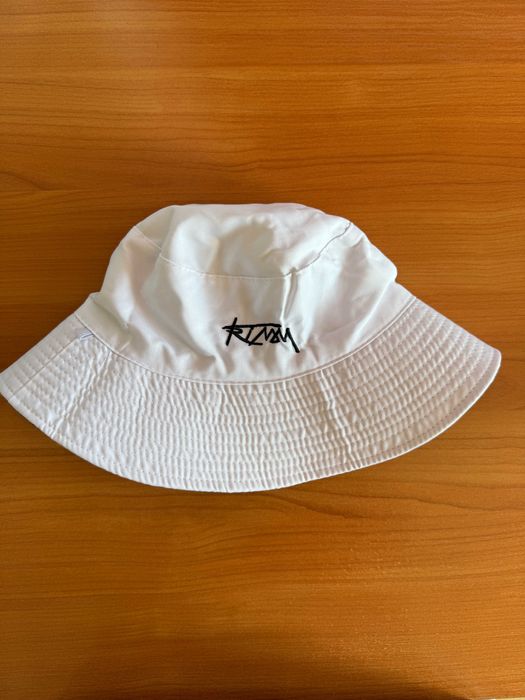 Двулицева bucket шапка Rizum – тропически десен и бяла