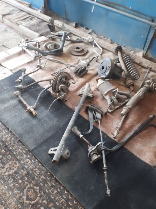 Запчасти на приору