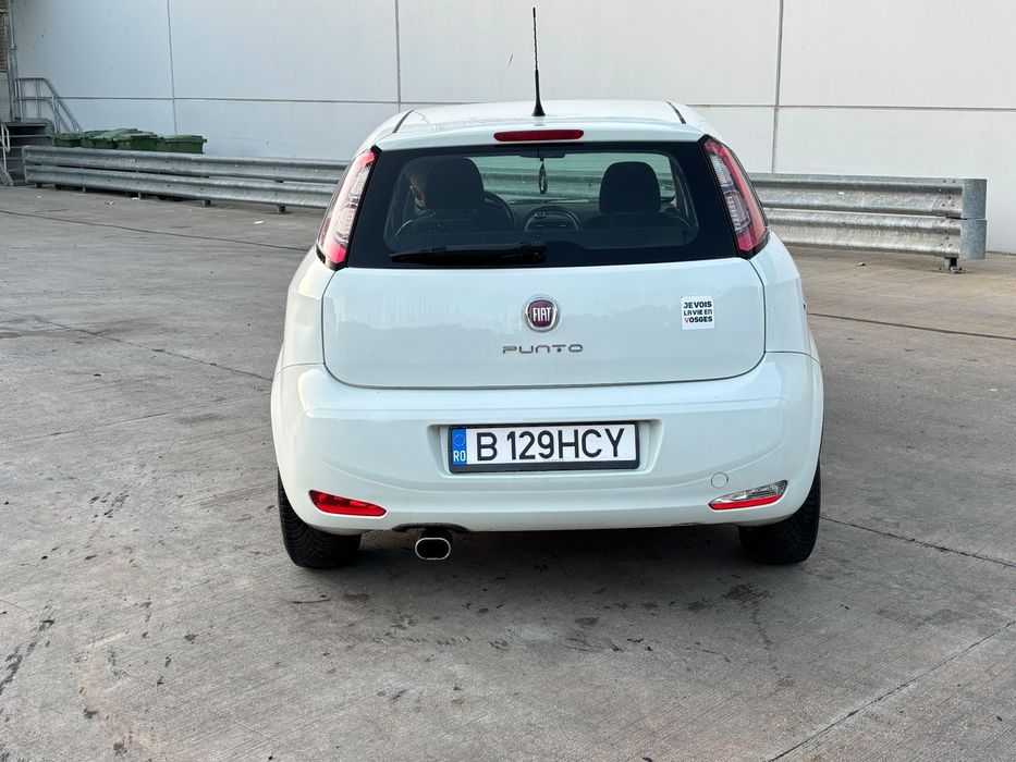 Vand fiat punto .