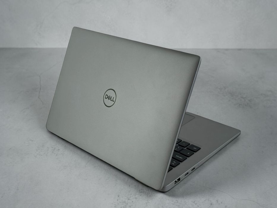 НОВ! Лаптоп DELL Latitude 5350 13" Full HD i5-1335U 16GB 256SSD Гаранция!