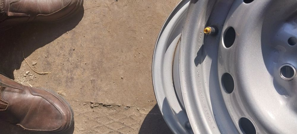 Продам диски новые