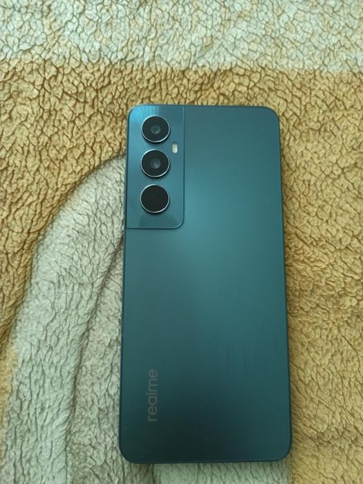 К продаже REALME C65