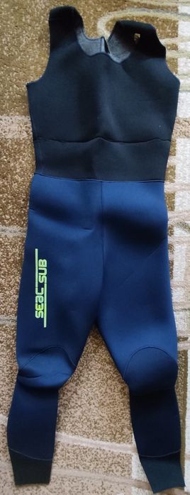 Неупренов костюм