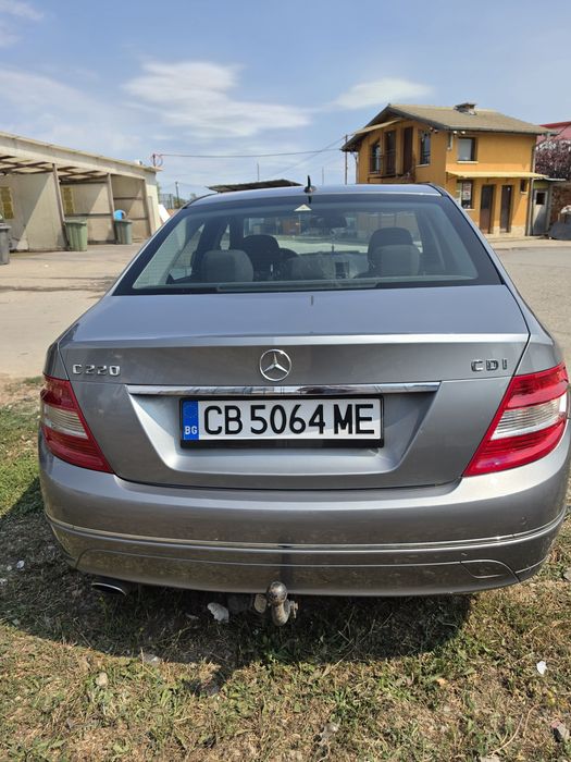 Mercedes c220 (W204) Много запазен! ЦЕНА ПО ДОГОВАРЯНЕ!!!