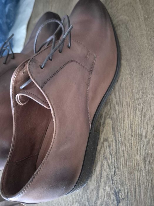 Pantofi barbatesti eleganti, maro - aproape noi