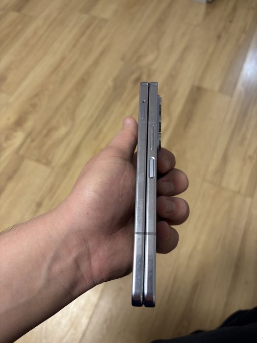 Самсунг Z Fold 5