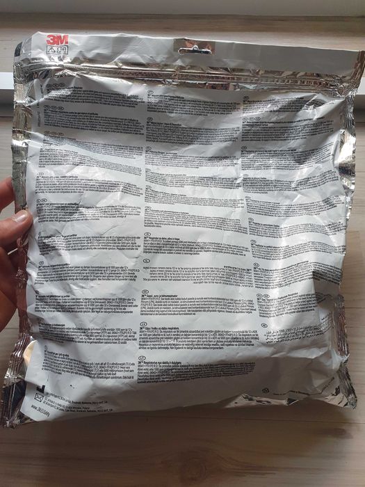 Предпазна маска 3М