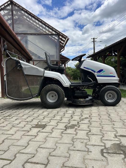 Tractoras Gazon 18 cp motor Honda 2 cilindri