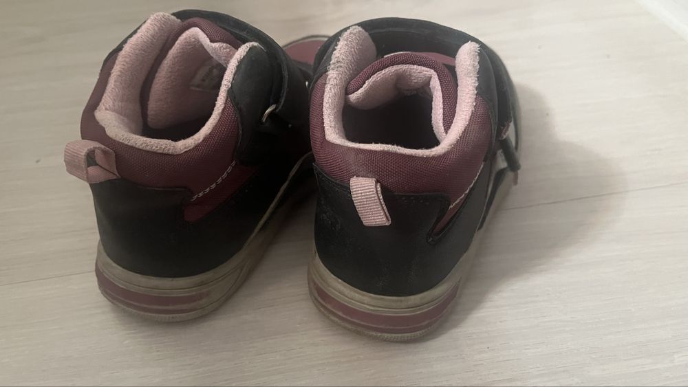 Продам детские ботинки 31 р