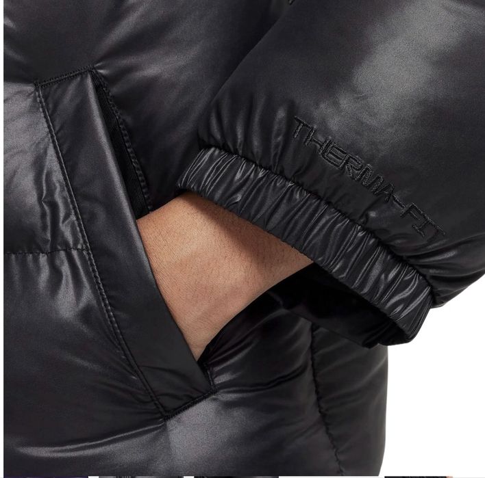 Vând geacă Nike Sportswear Heavyweight Synthetic Fill EasyOn, pentru copii, mărimea XL(158-170 cm)