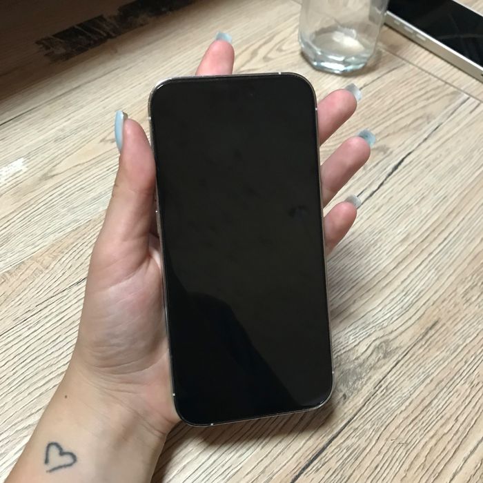 IPhone 14 pro срочно!