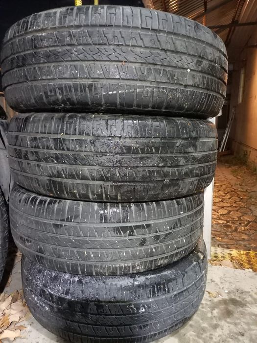 Цена 40 000тг за 4 баллона шин R17