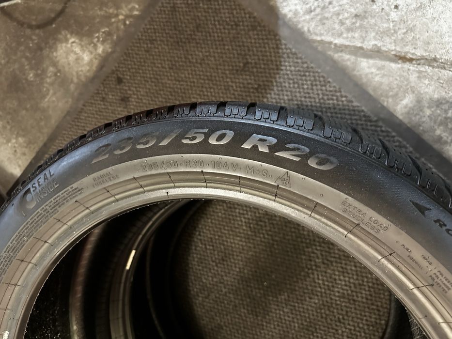 235/50 R20 104V XL - Pirelli Winter Scorpion 2 M+S Oferta