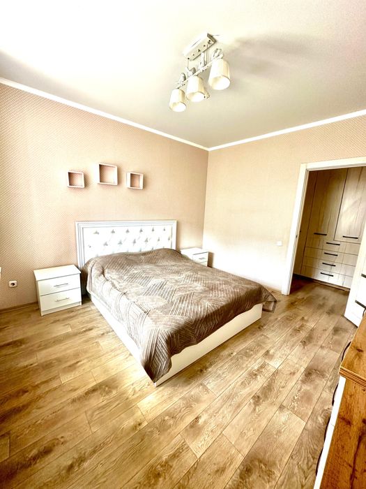 Двух комнатная квартира Кжби 18000