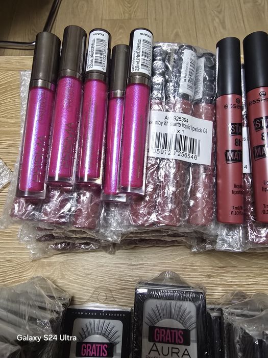 Козметика мигли и гланц от фалират магазин