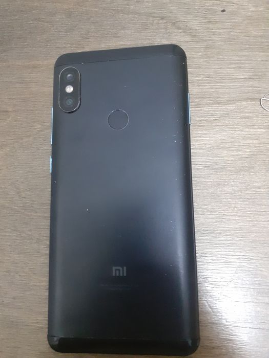 Продам телефоны недорого Редми