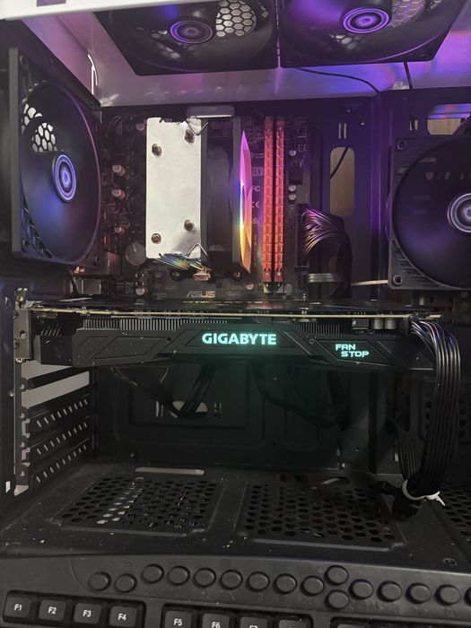 vand placa video gtx 1070 8gb