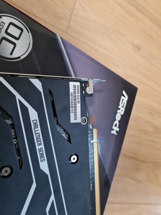 Видеокарта  Asrock RX 6600 Challenger
