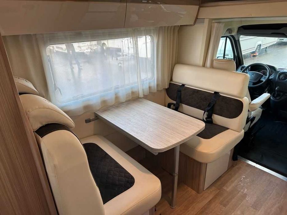 Autorulota Ahorn Canada, 2019, 110000km, 35000E