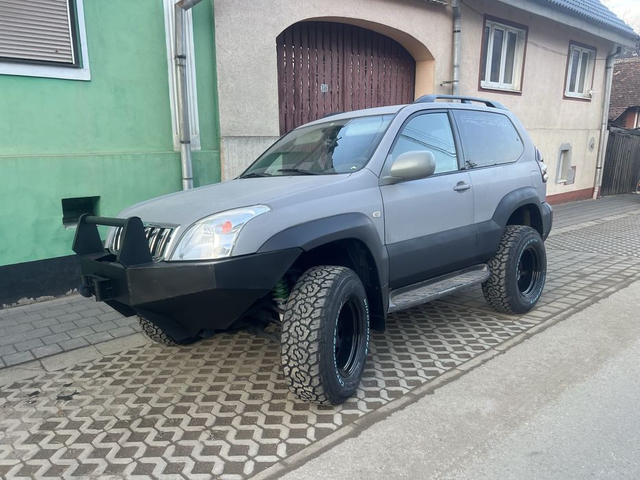 Land Cruiser Autoutilitara