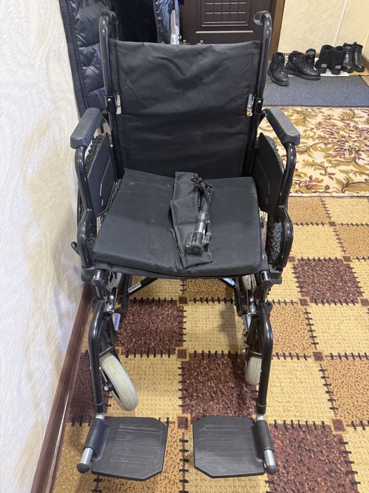 Продам новое инвалидное кресло.