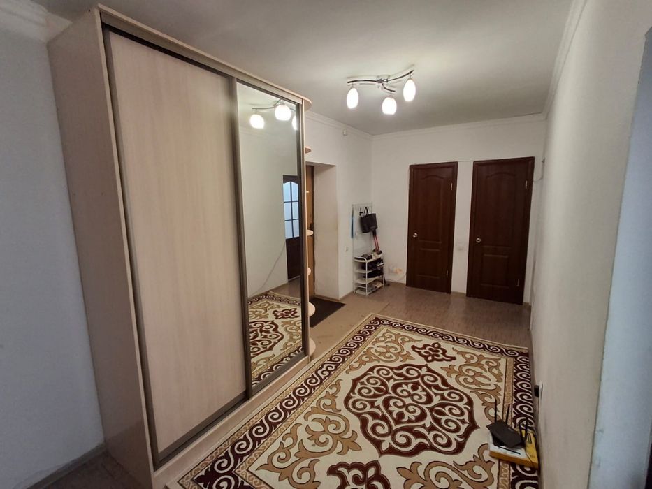 Продам квартиру в Нурсити