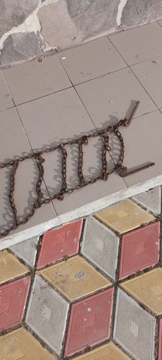 Plase lanț 4x2 sau 4x4