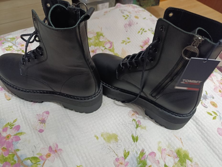 Боти Tommy Hilfiger естествена кожа