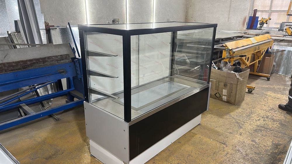 Кондитерские холодильник