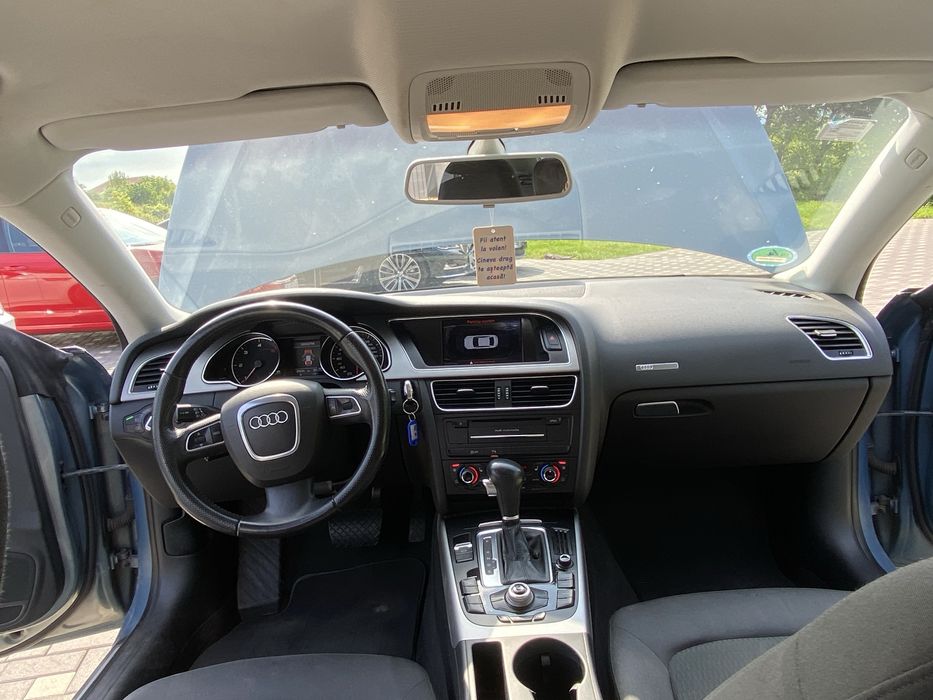Audi A5 Sportback 2.0 Tdi 143 cp 2011 Euro 5 Automat recent adus germania si inmatriculat ro