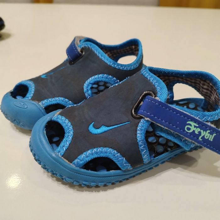 ЛОТ Детски сандали за момче номер 25