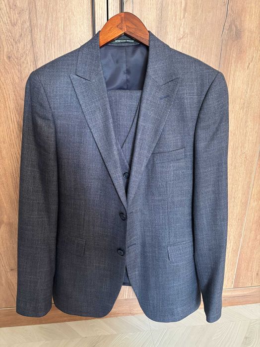 Классический костюм-тройка