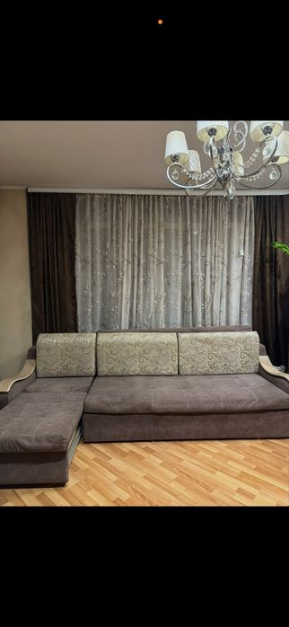 Продам большой диван