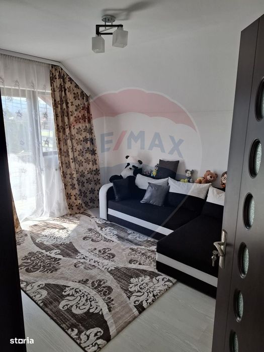Casă / Vilă cu 5 camere de vânzare