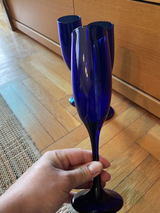 Продавам 3 броя стъклени чаши